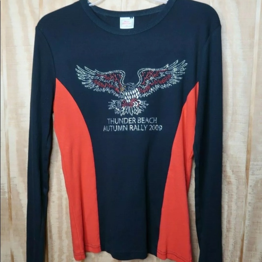 Black & Red Women's LS Pullover Thunder Beach